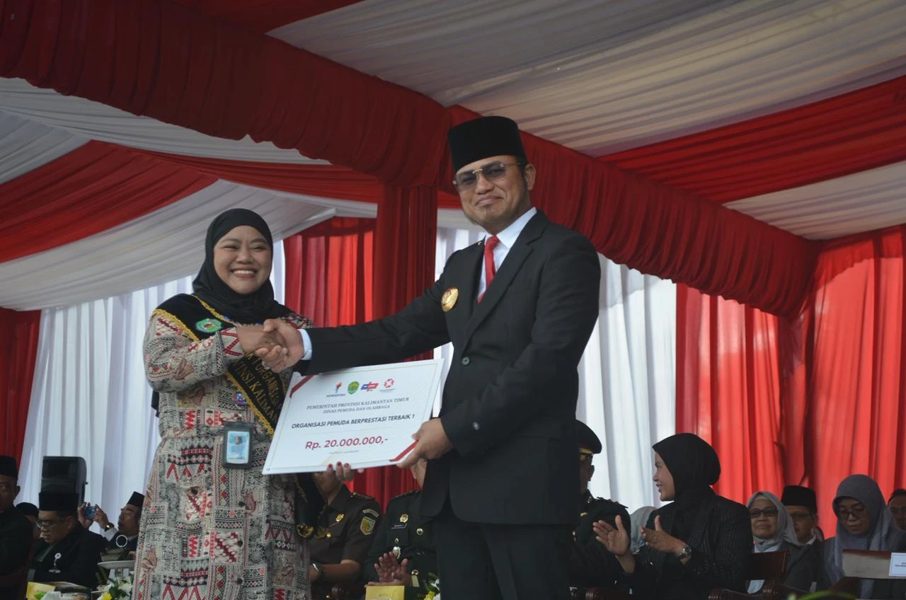 FORUM KEWIRAUSAHAAN PEMUDA (FKP) KUTAI KARTANEGARA RAIH JUARA TERBAIK I ORGANISASI PEMUDA BERPRESTASI TINGKAT PROVINSI KALIMANTAN TIMUR